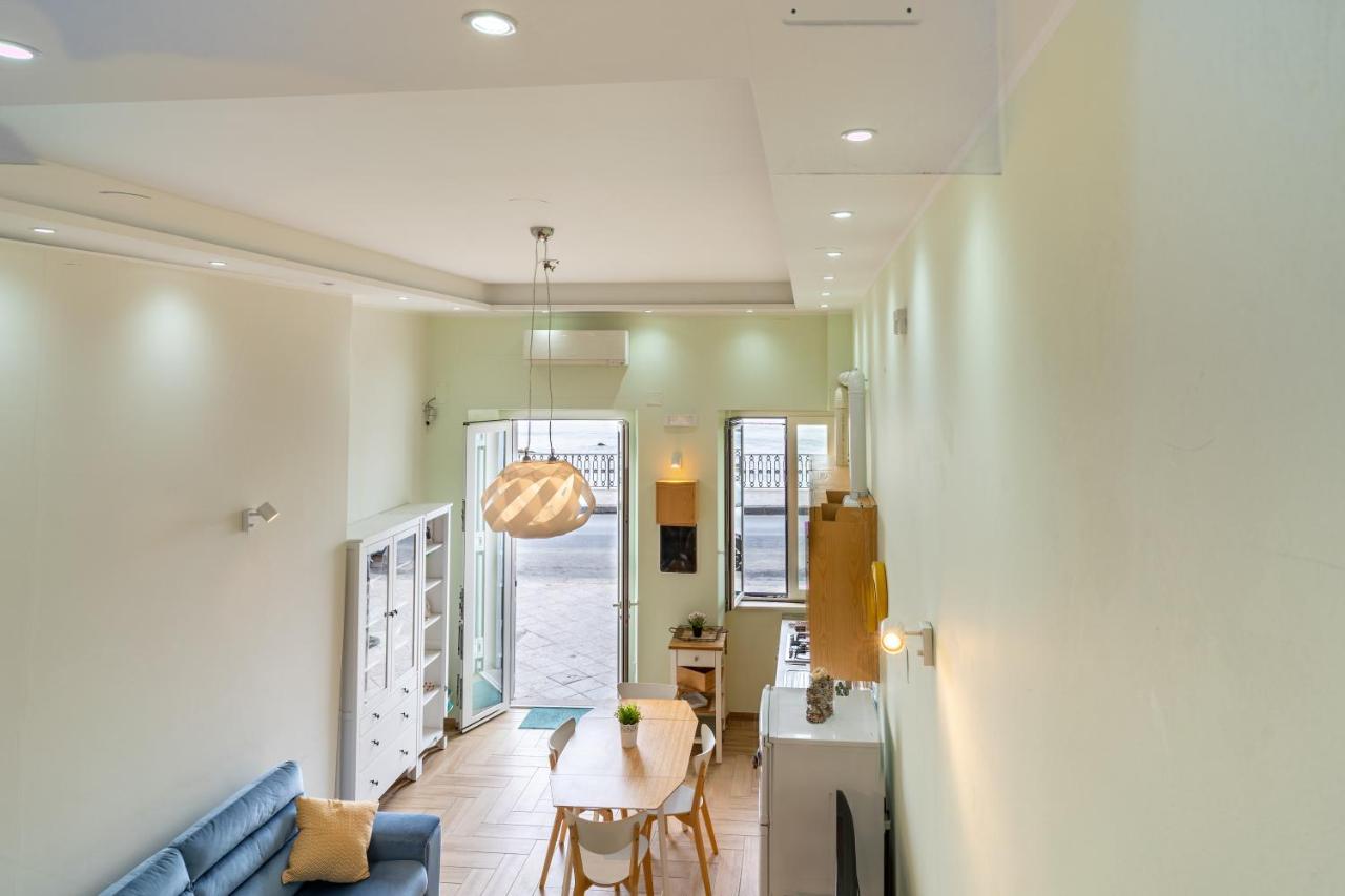 Giardini Naxos Lovely Flat In Front Of The Beach Exterior foto